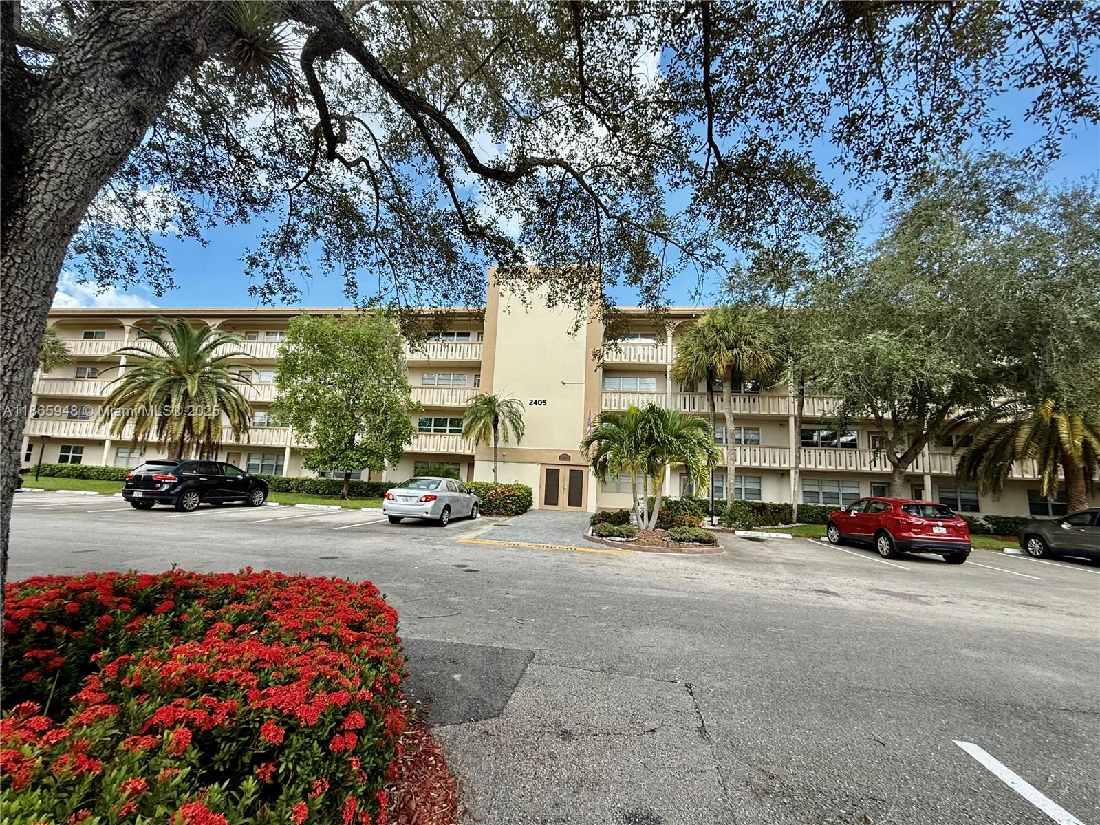 2405 Antigua Cir M4
