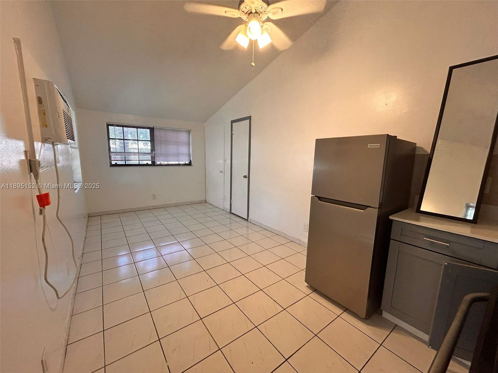 WELLONS PARK - Residential Lease