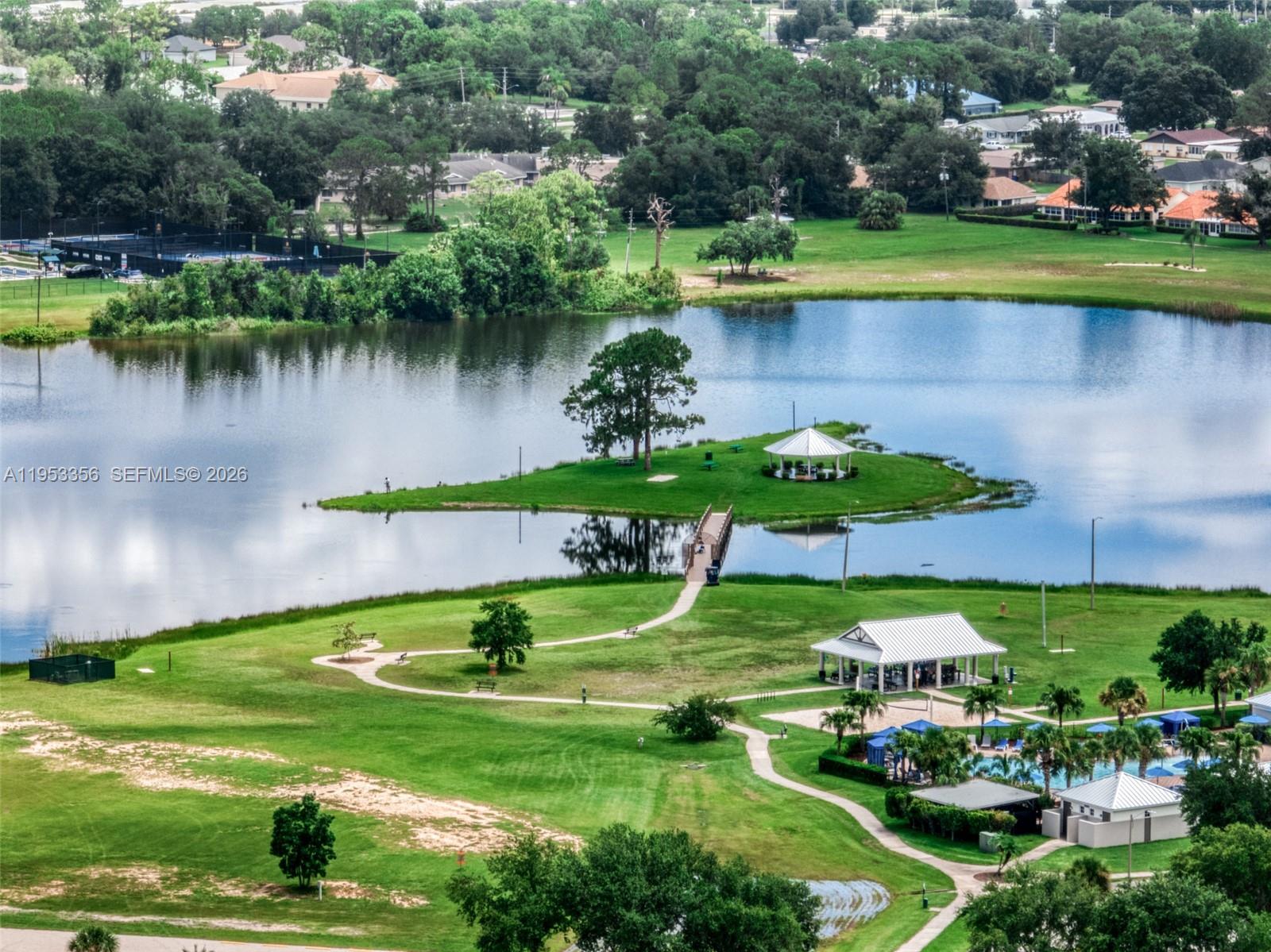 Sun N Lake - Residential