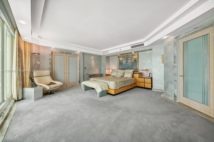 PRESIDENTIAL PLACE CONDO - Residential