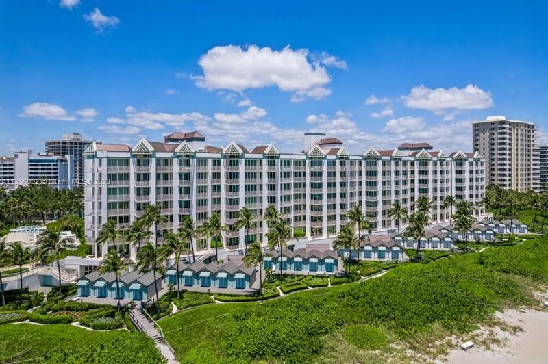 PRESIDENTIAL PLACE CONDO - Residential