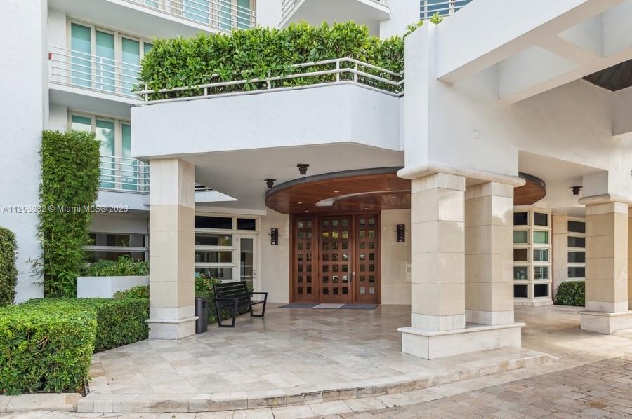 PRESIDENTIAL PLACE CONDO - Residential