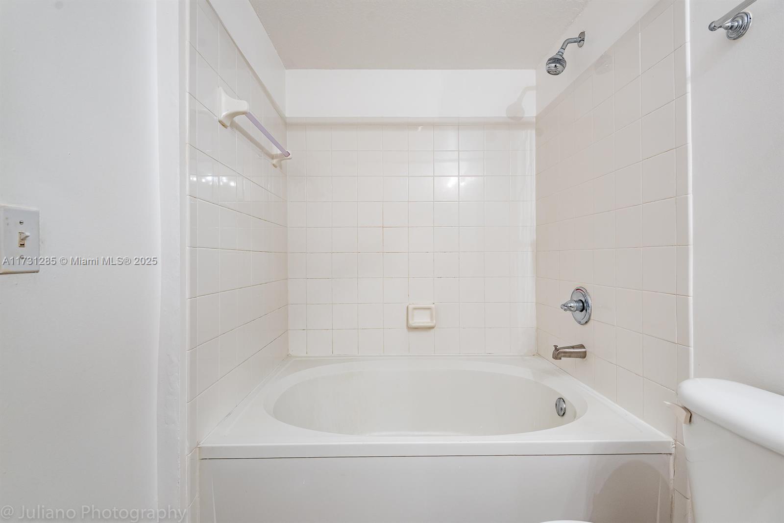 VILLA DEL SOL CONDO - Residential Lease