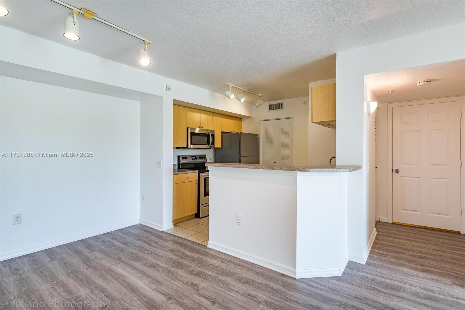 VILLA DEL SOL CONDO - Residential Lease
