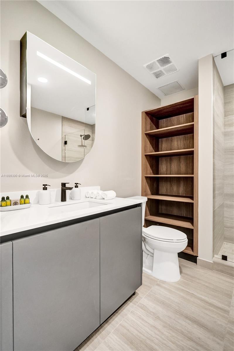 580 72ND STREET CONDO - Residential