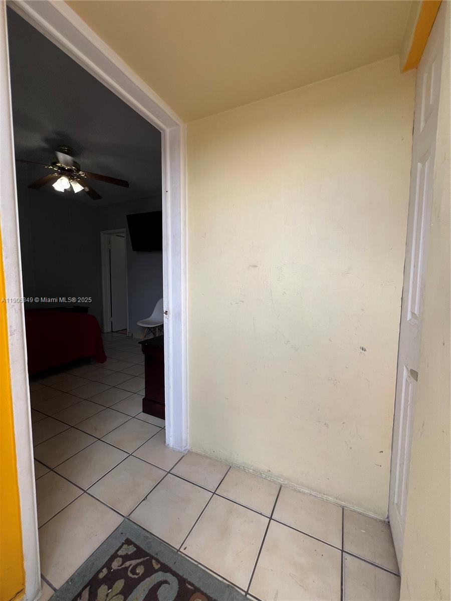 HIALEAH 2ND STUDIO ADDN - Residential Lease