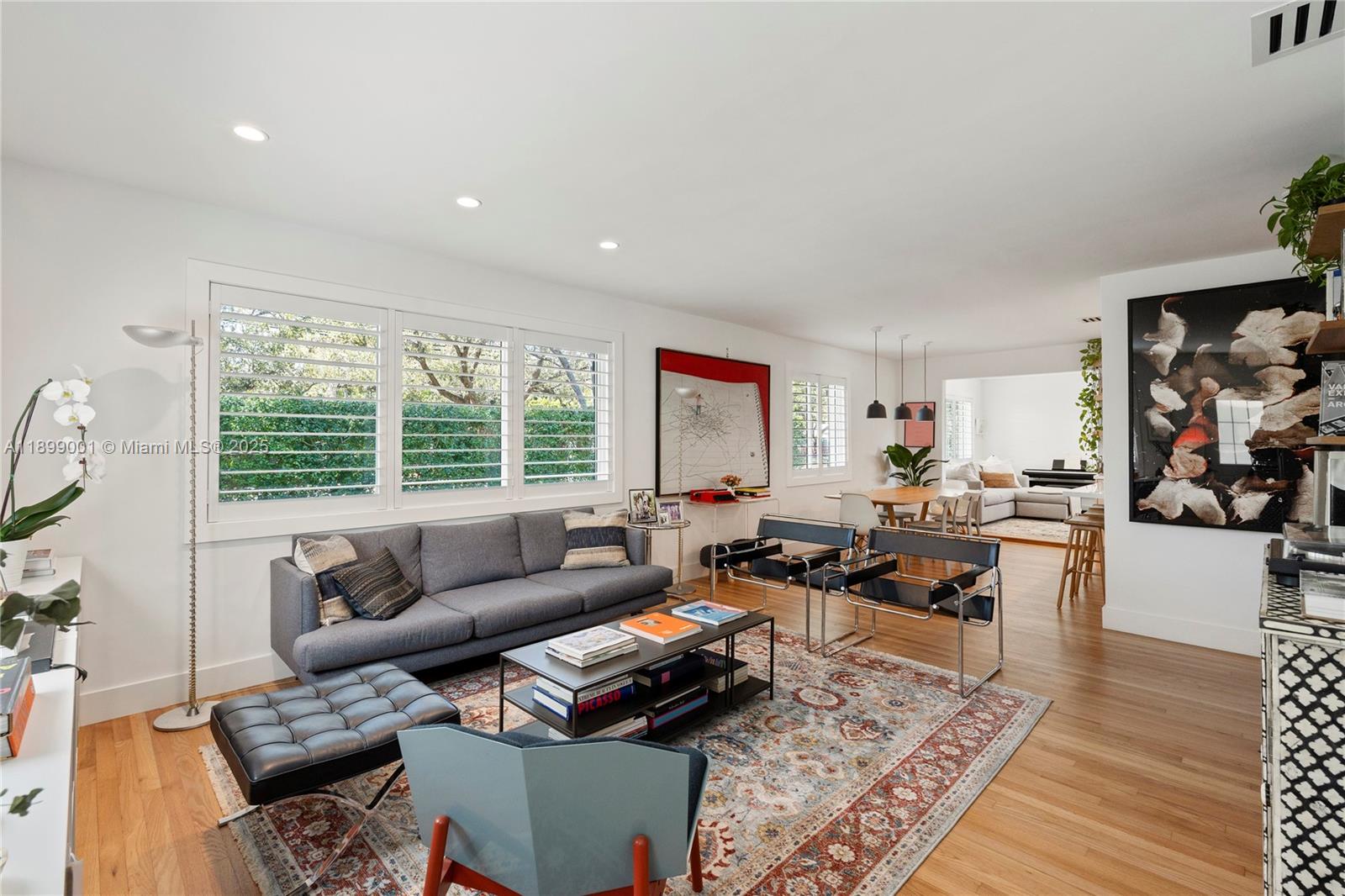 243 Velarde Ave