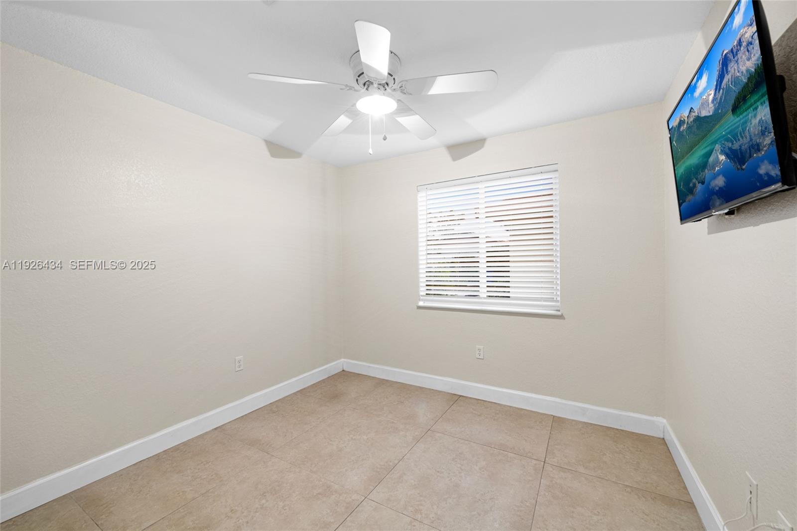 ROCK HILL SEC - Residential Lease