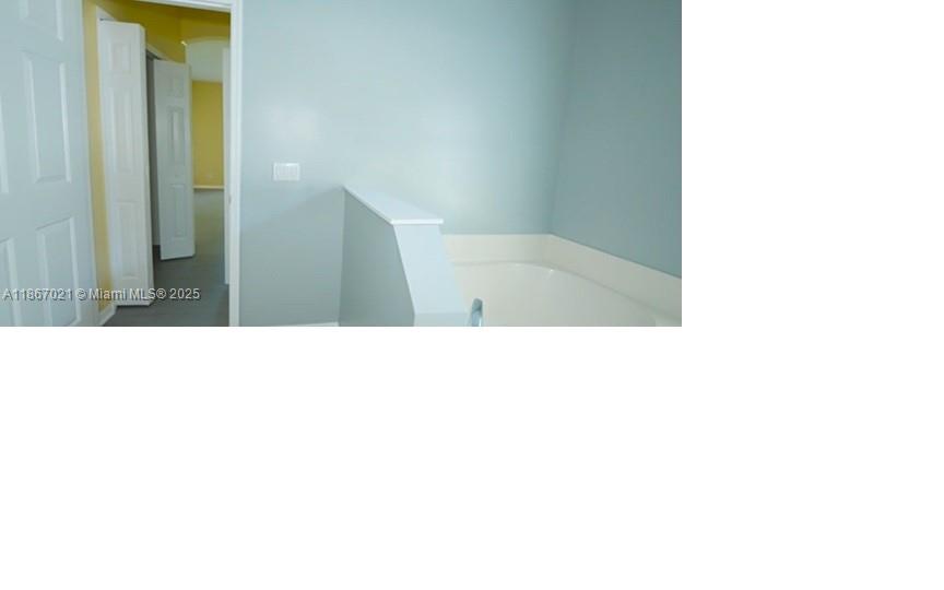 VERO LAKE ESTATES UNIT B - Residential Lease