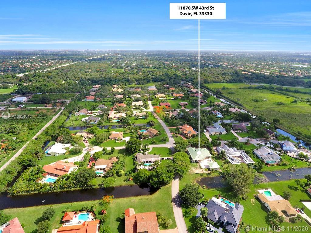 Laurel Oaks - Residential