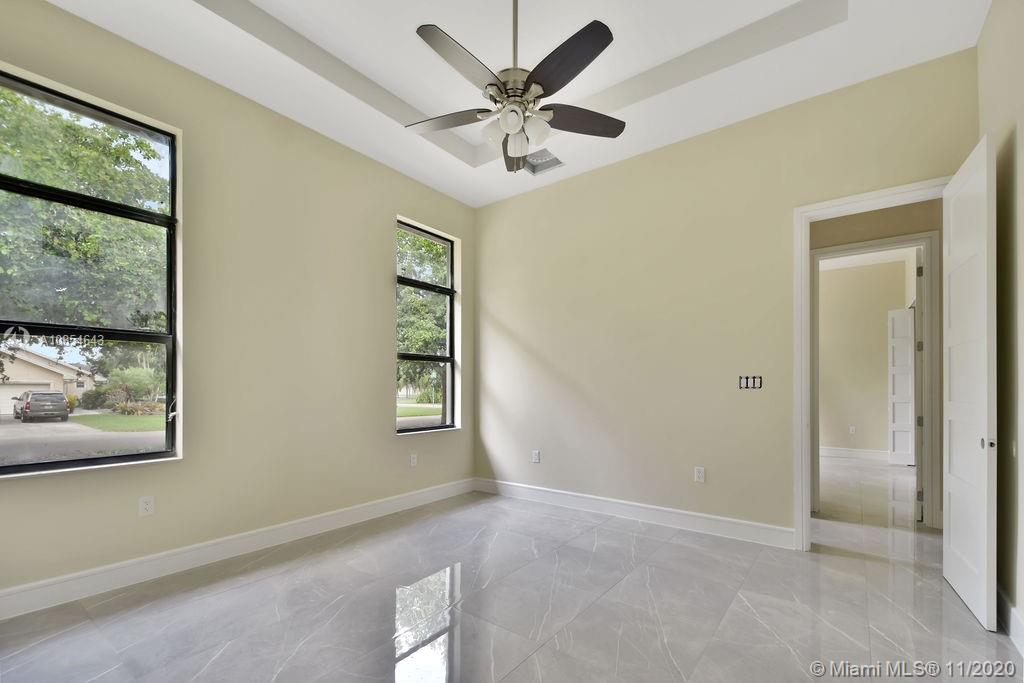 Laurel Oaks - Residential