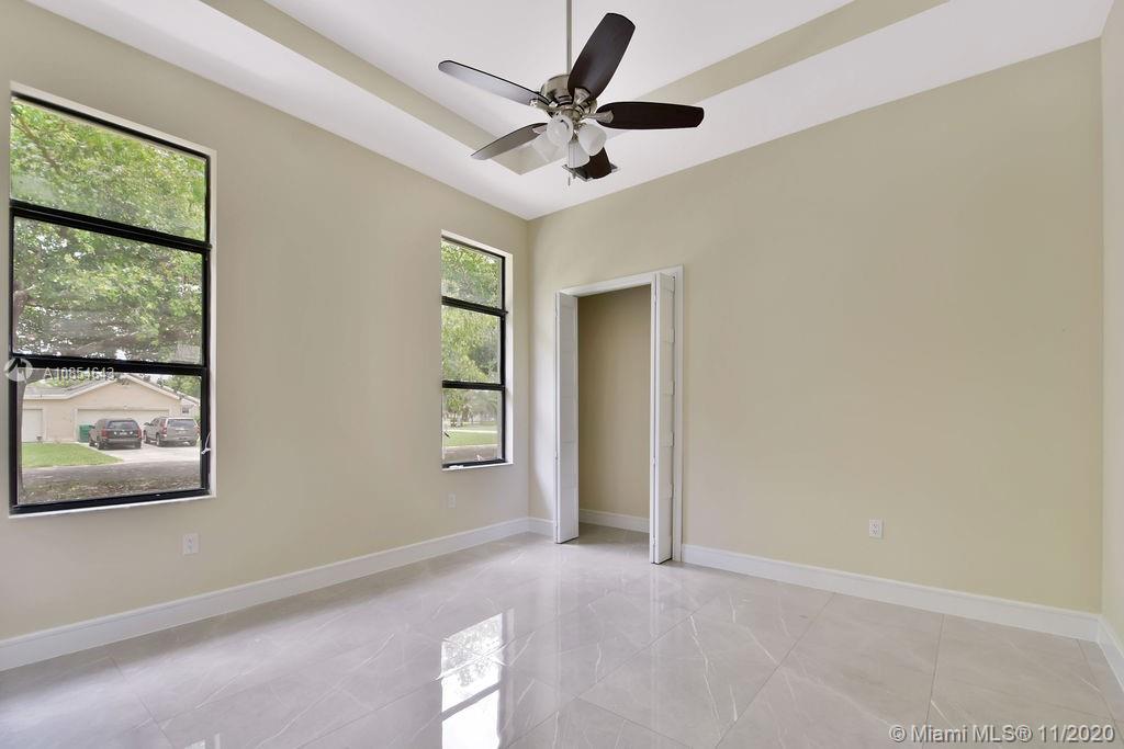 Laurel Oaks - Residential