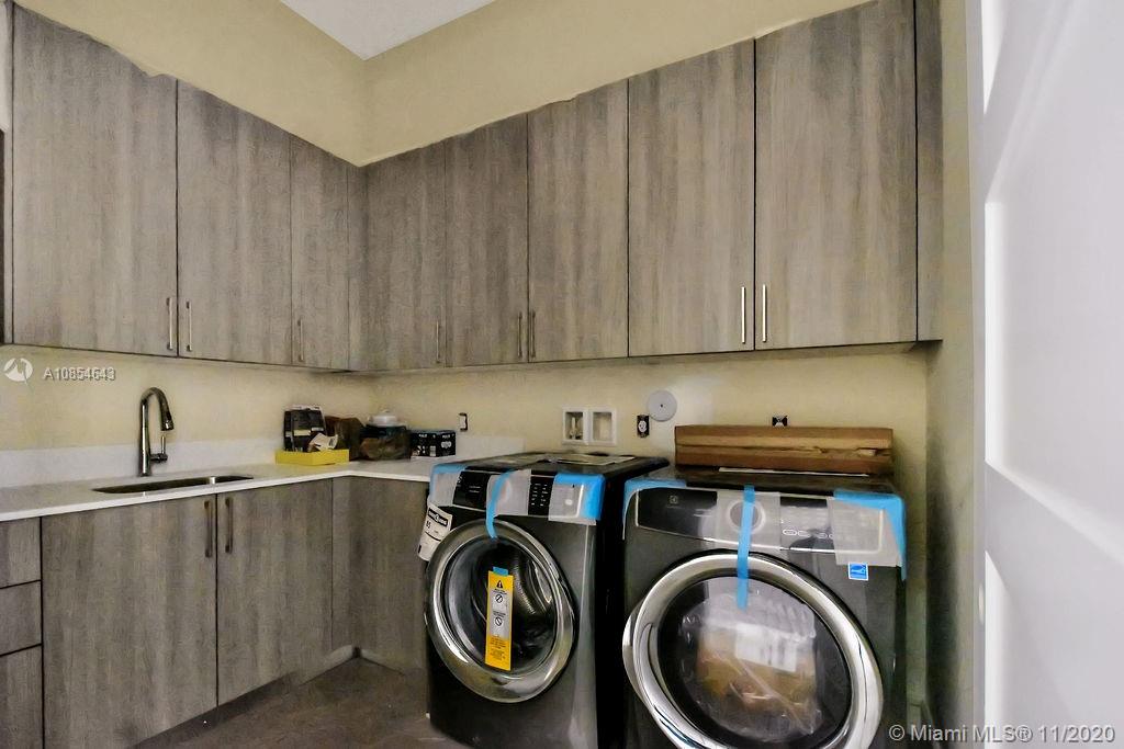 Laurel Oaks - Residential