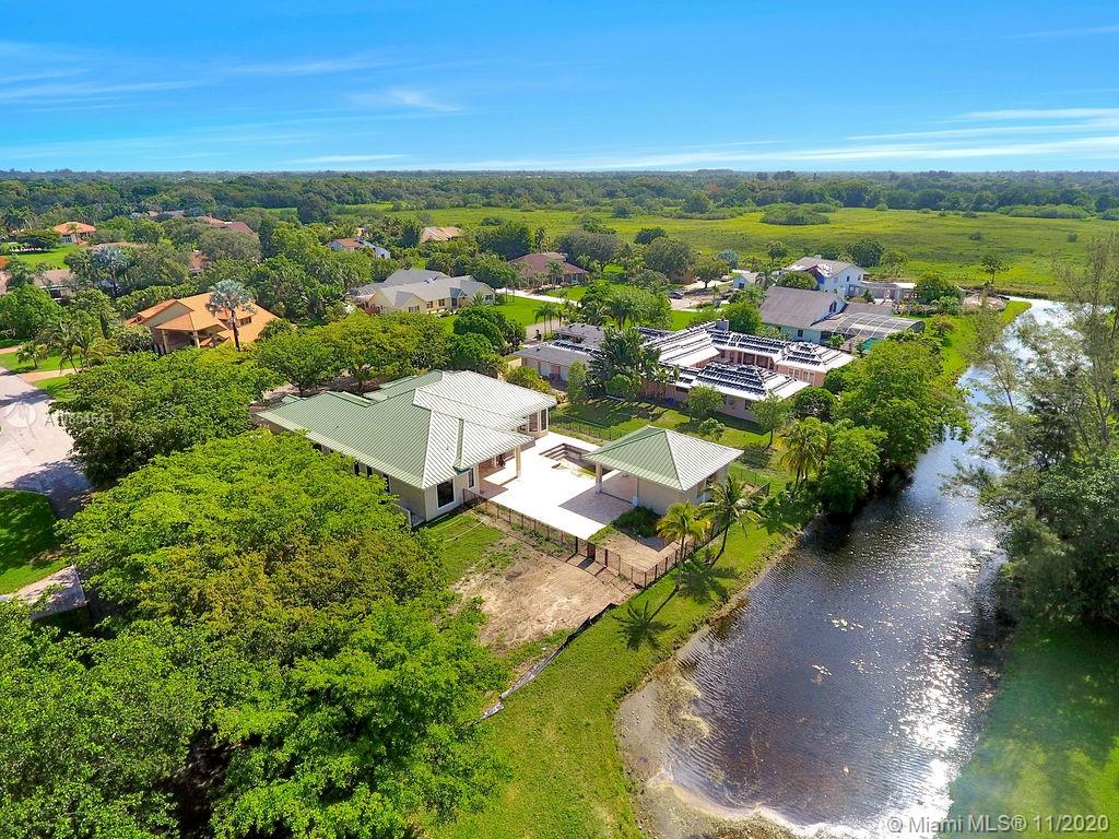 Laurel Oaks - Residential