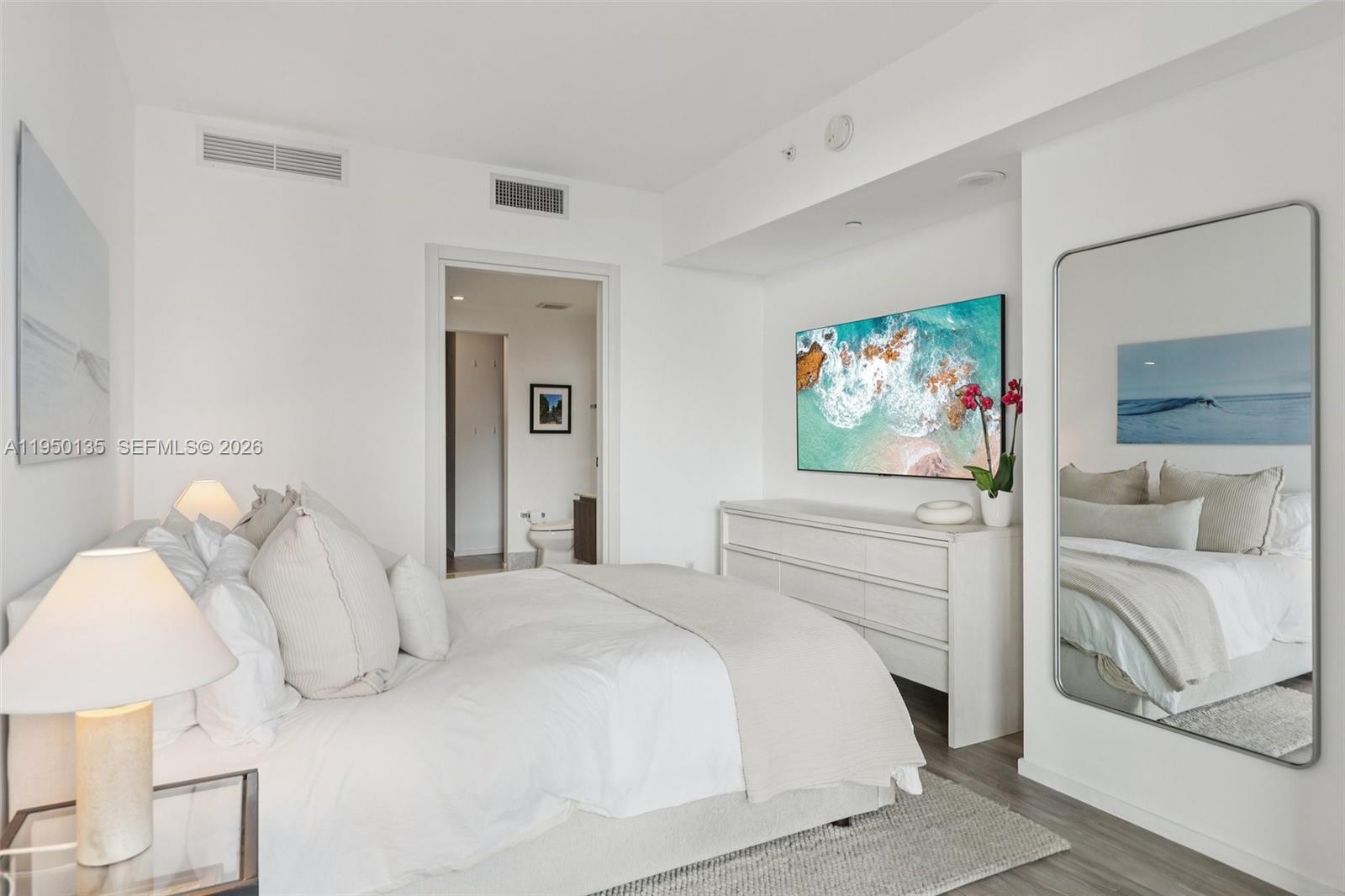 801 SMA RESIDENCES CONDO - Residential