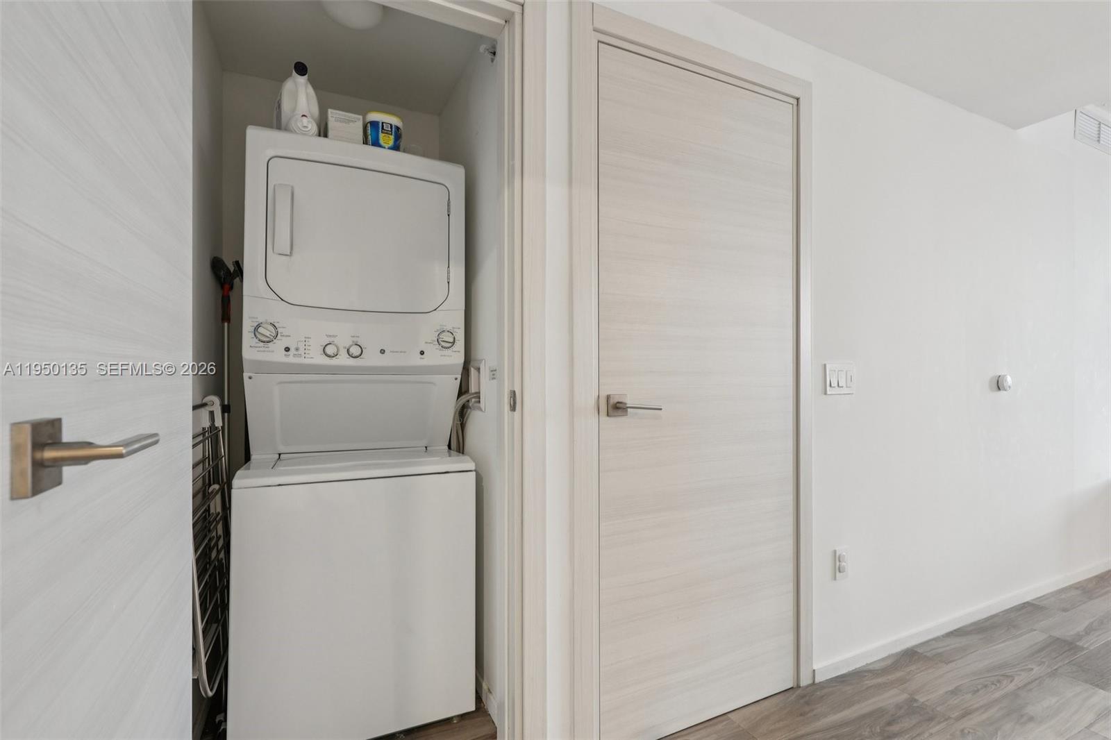 801 SMA RESIDENCES CONDO - Residential