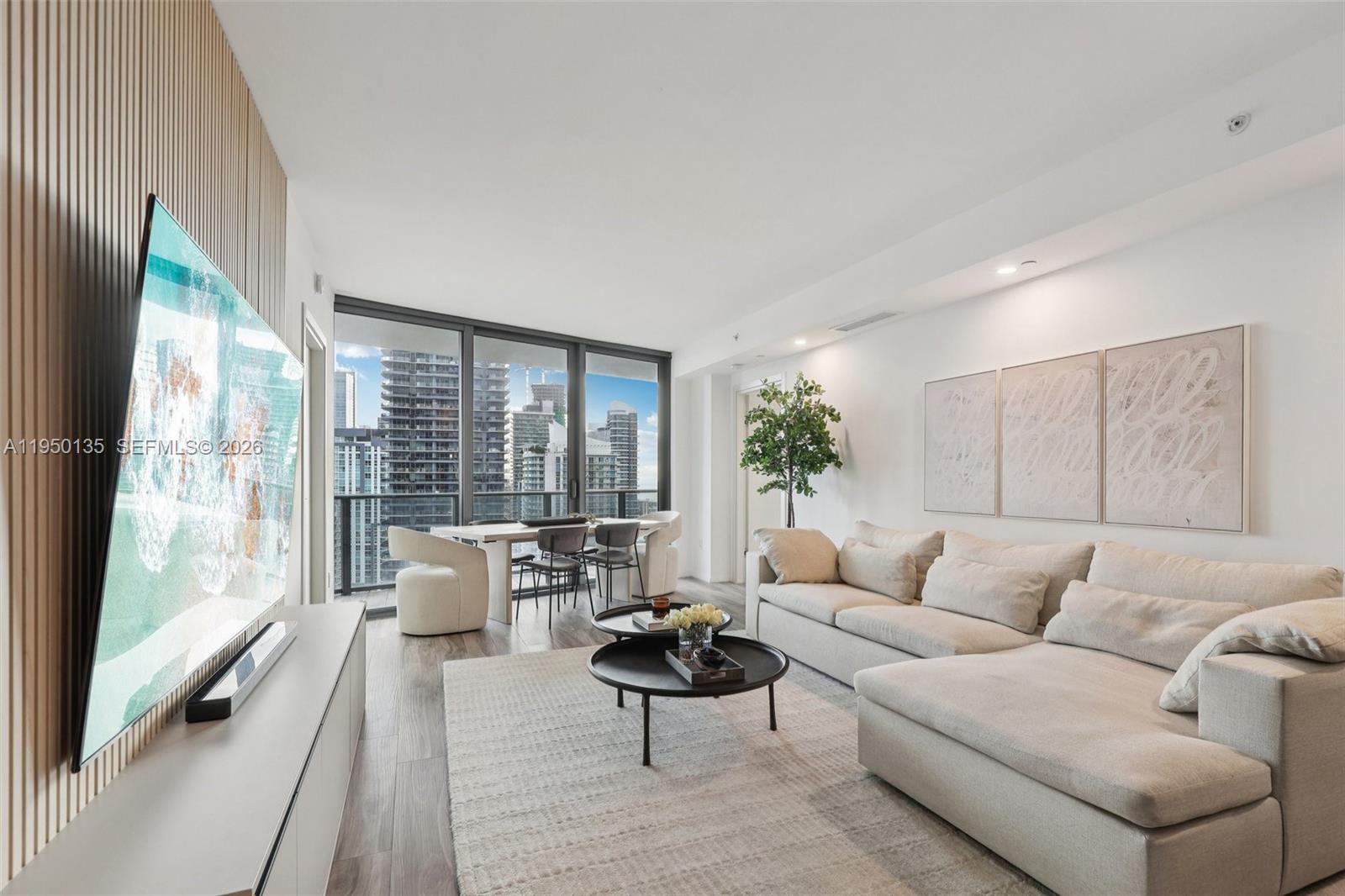 801 SMA RESIDENCES CONDO - Residential