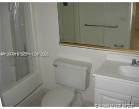 PROMENADE AT KENDALE LAKE - Residential Lease