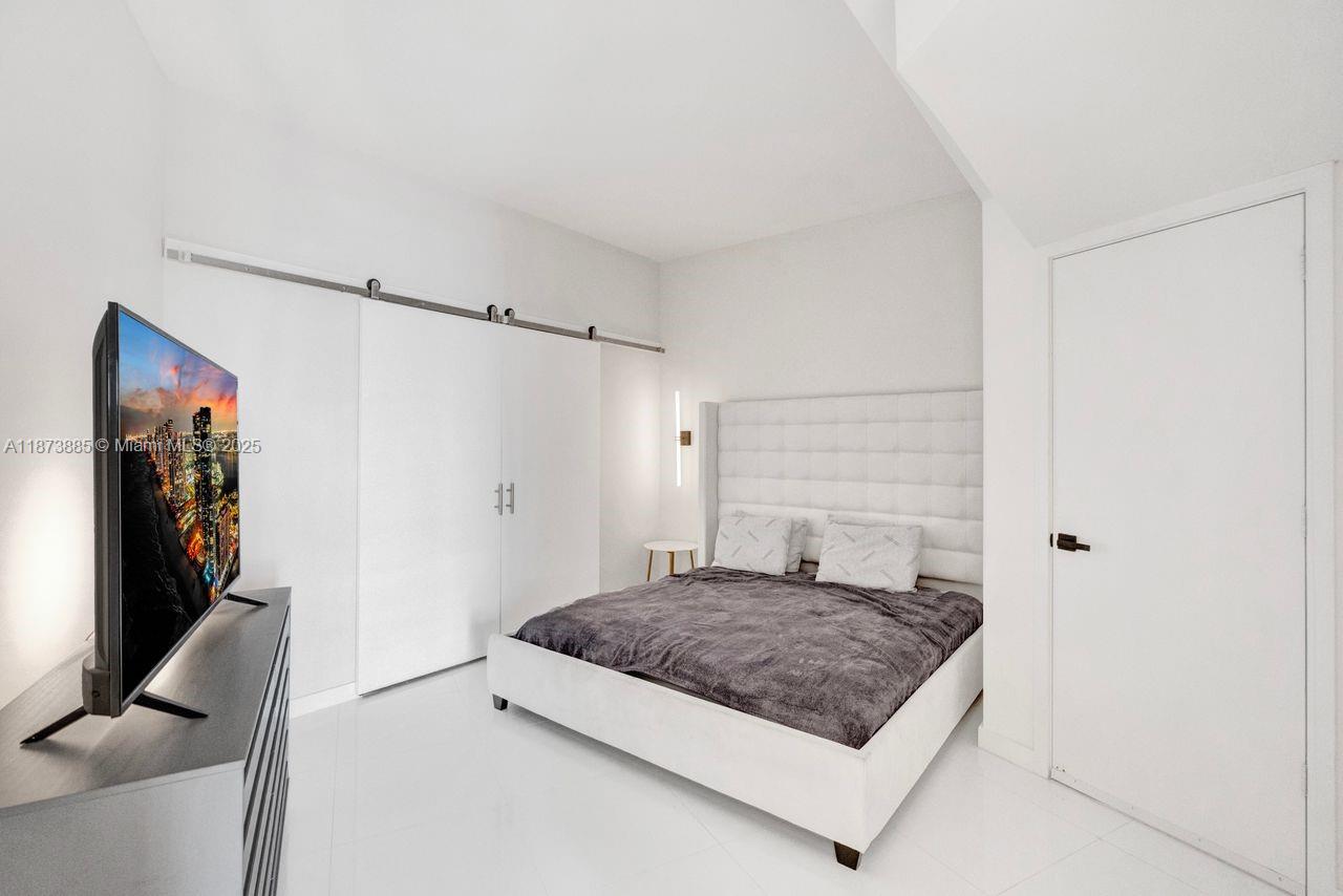 PARAMOUNT MIAMI WORLDCENT - Residential