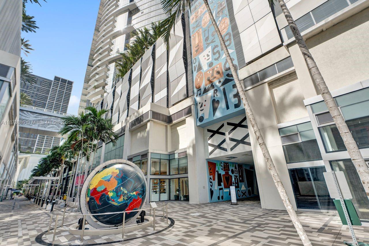 PARAMOUNT MIAMI WORLDCENT - Residential