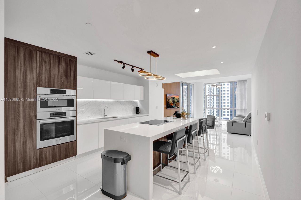 PARAMOUNT MIAMI WORLDCENT - Residential