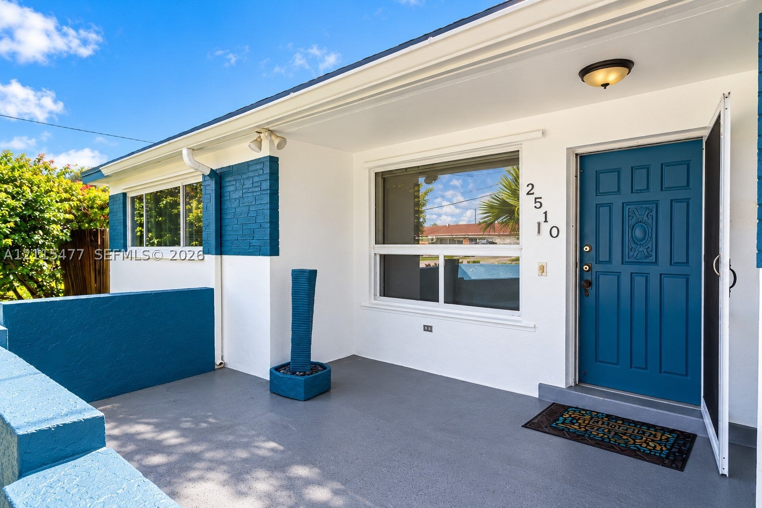 2510 NE 208th Ter