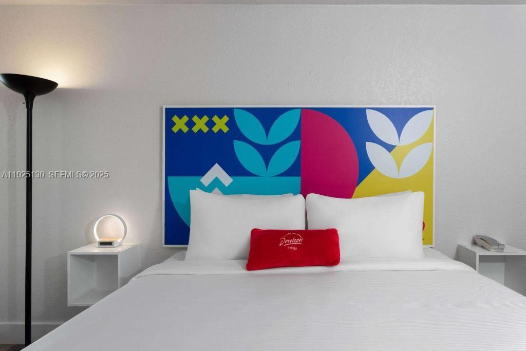 Mango Key Condominium - Residential