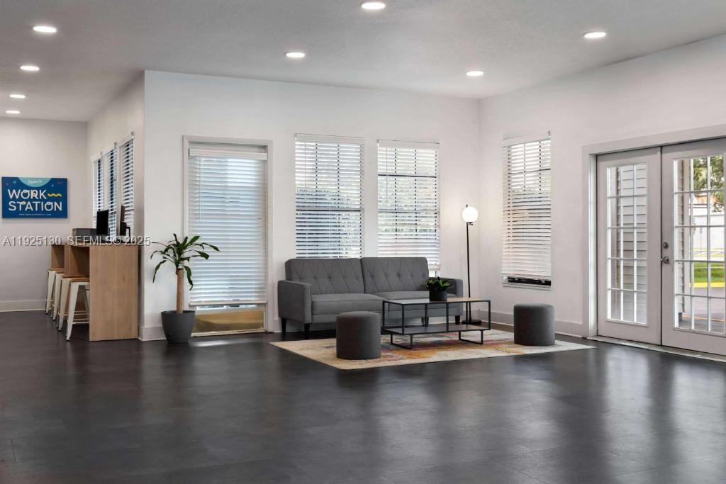 2930 POLYNESIAN ISLE BLVD 117