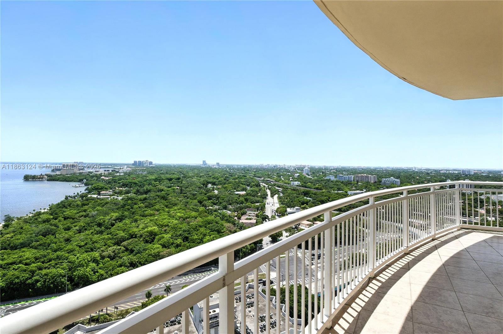 2475 Brickell Ave 2610