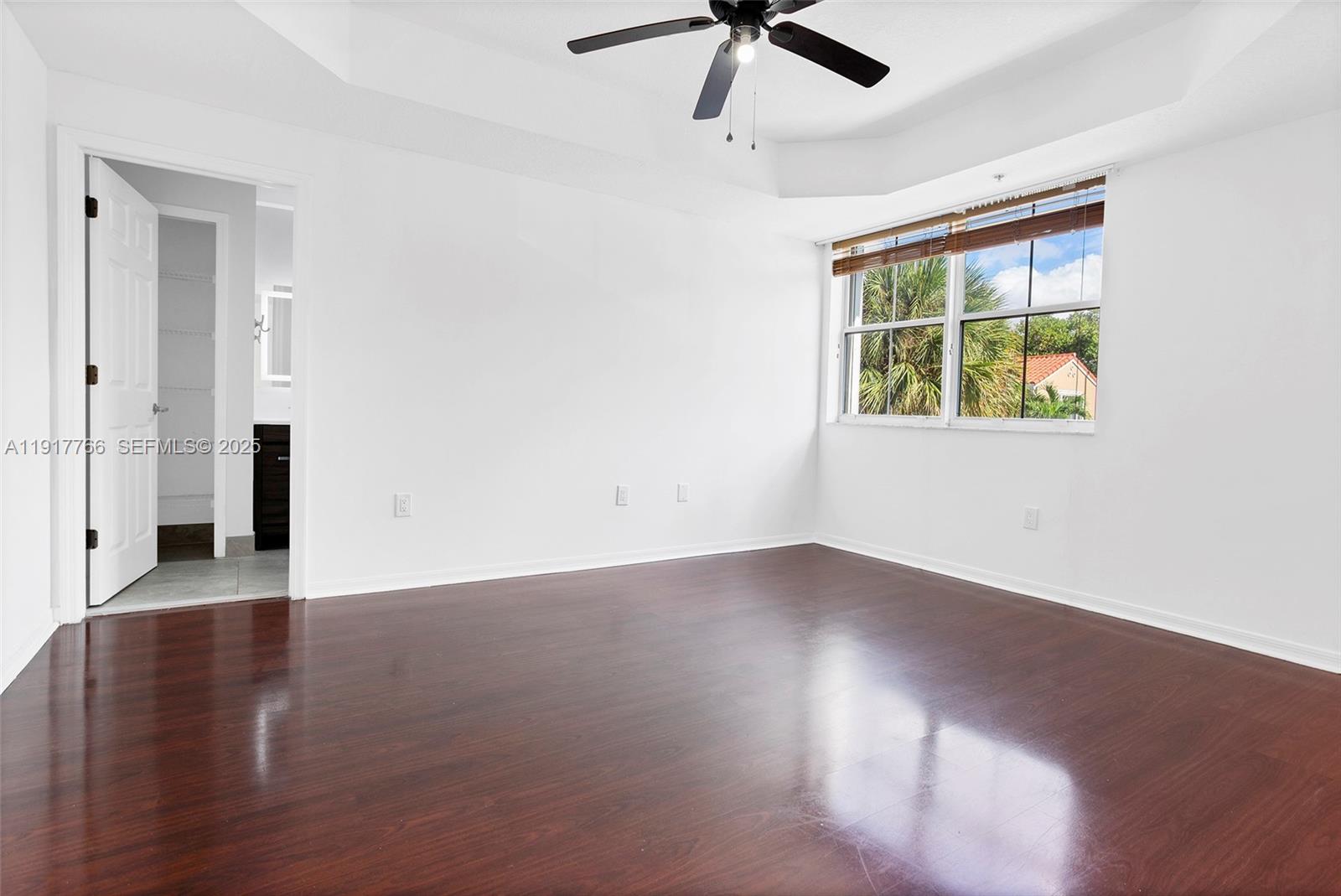 THE COURTS AT DORAL ISLES - Residential Lease