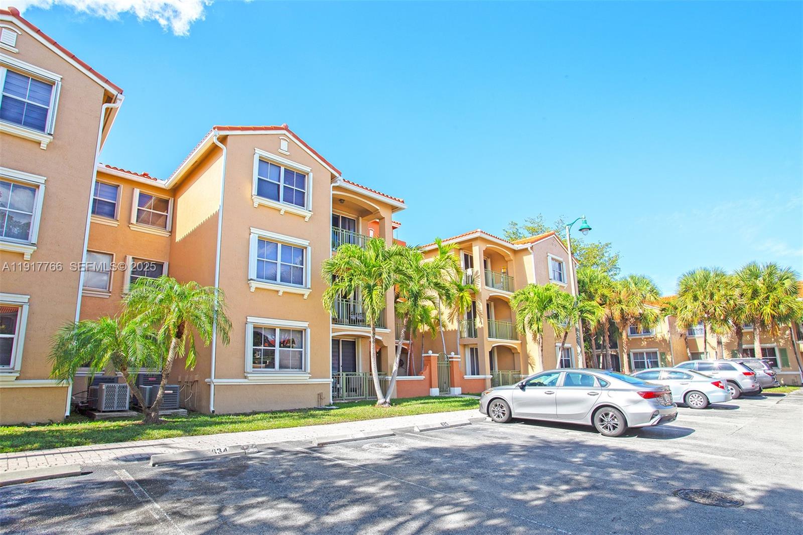 THE COURTS AT DORAL ISLES - Residential Lease