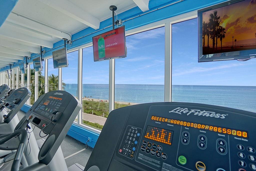 THE CARRIAGE HOUSE - Residential