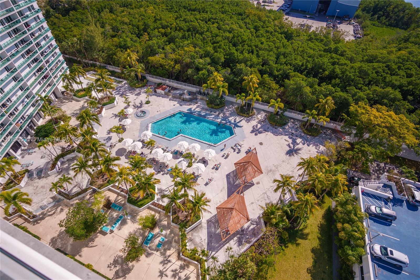 ARLEN HOUSE EAST CONDO - Residential