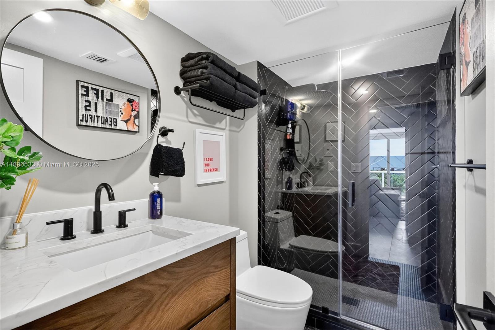 ARLEN HOUSE EAST CONDO - Residential