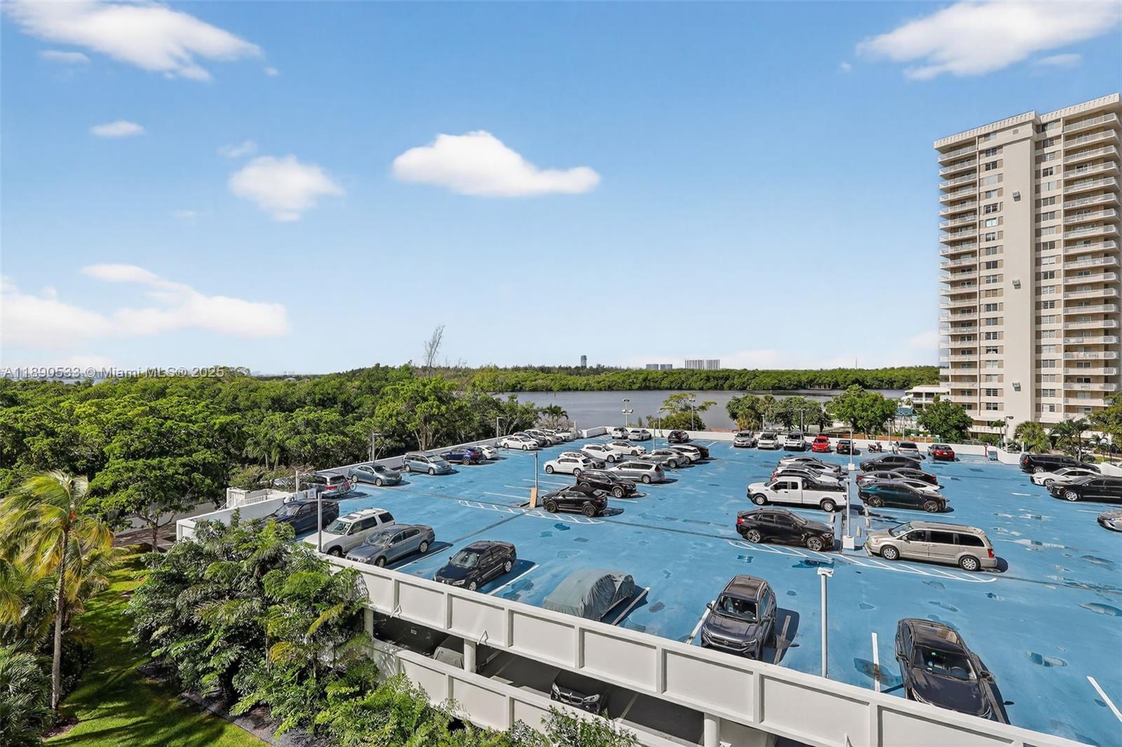 ARLEN HOUSE EAST CONDO - Residential