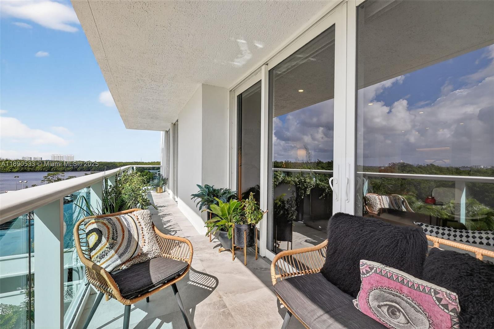 ARLEN HOUSE EAST CONDO - Residential
