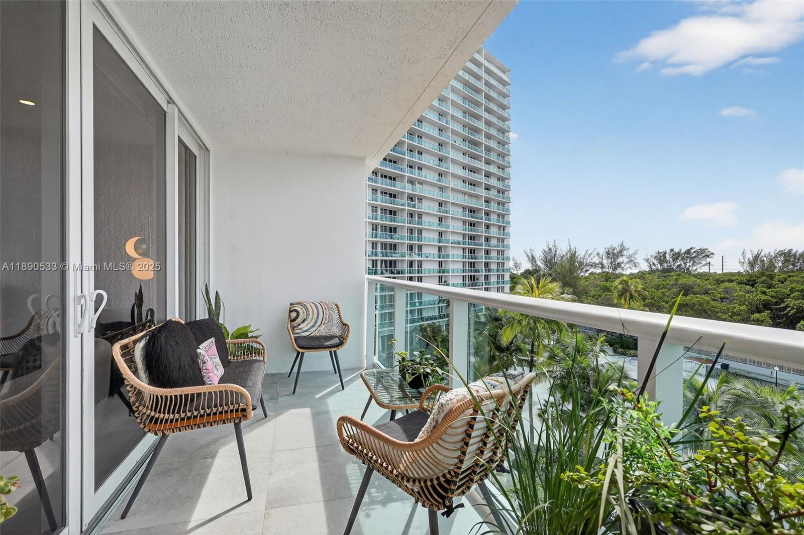 ARLEN HOUSE EAST CONDO - Residential