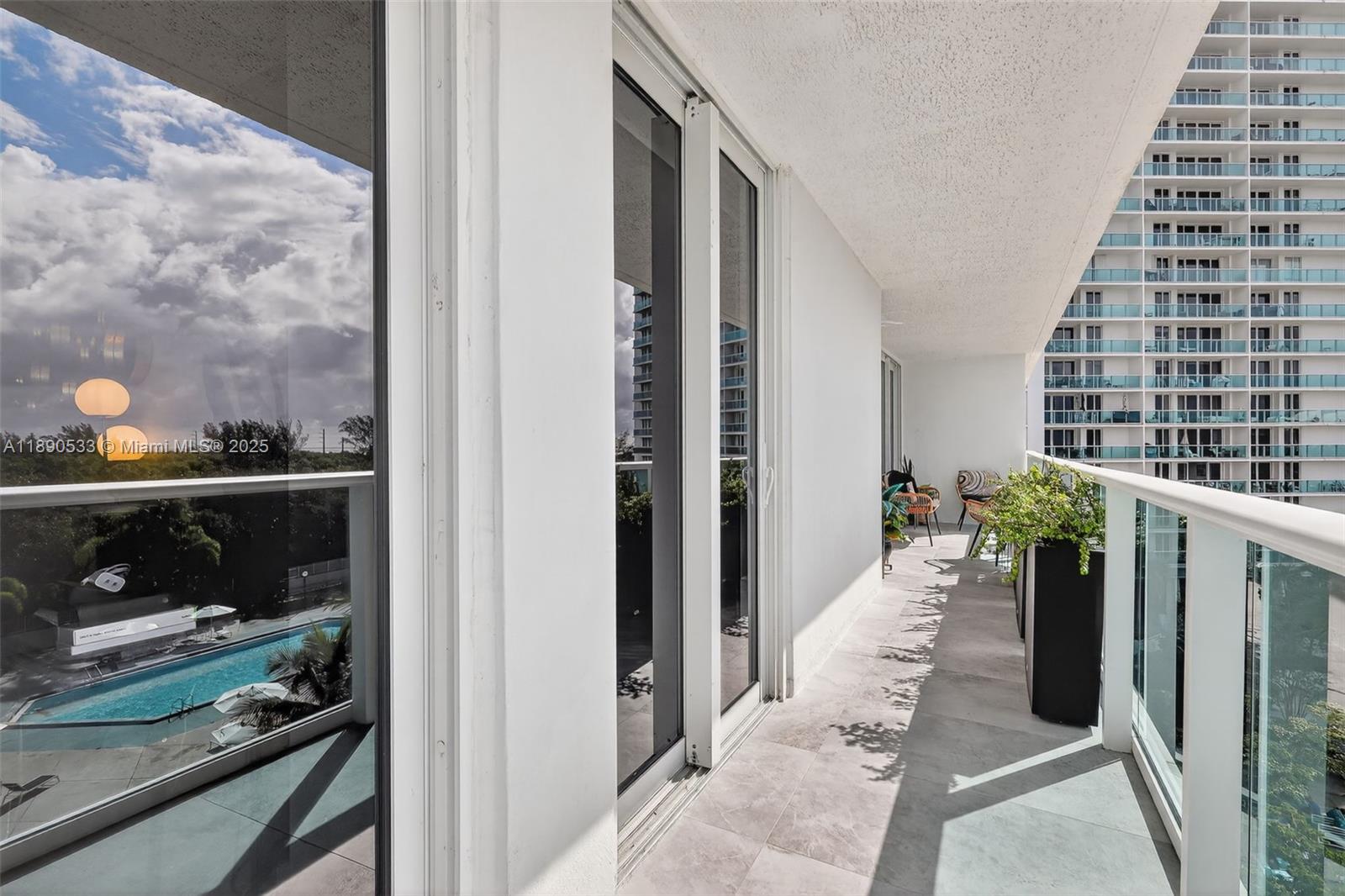 ARLEN HOUSE EAST CONDO - Residential