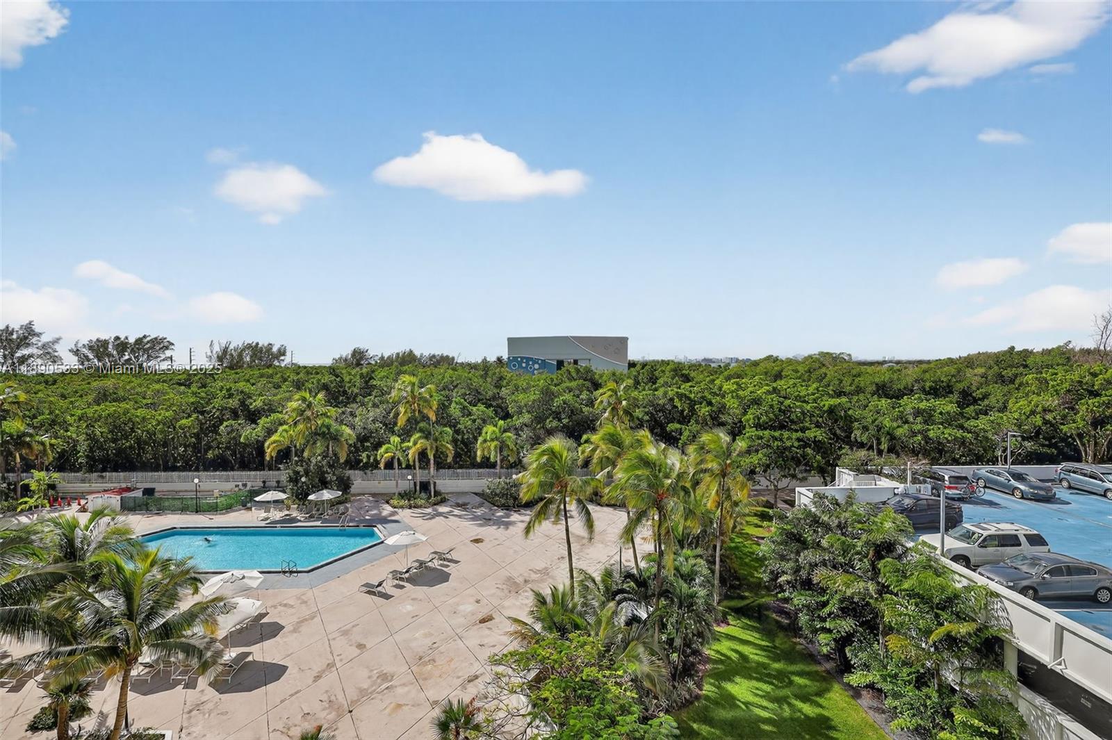 ARLEN HOUSE EAST CONDO - Residential