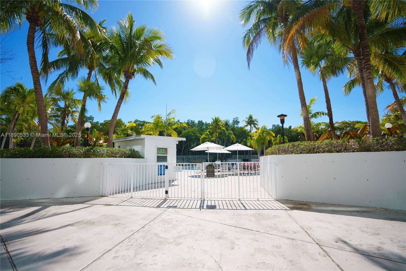 ARLEN HOUSE EAST CONDO - Residential
