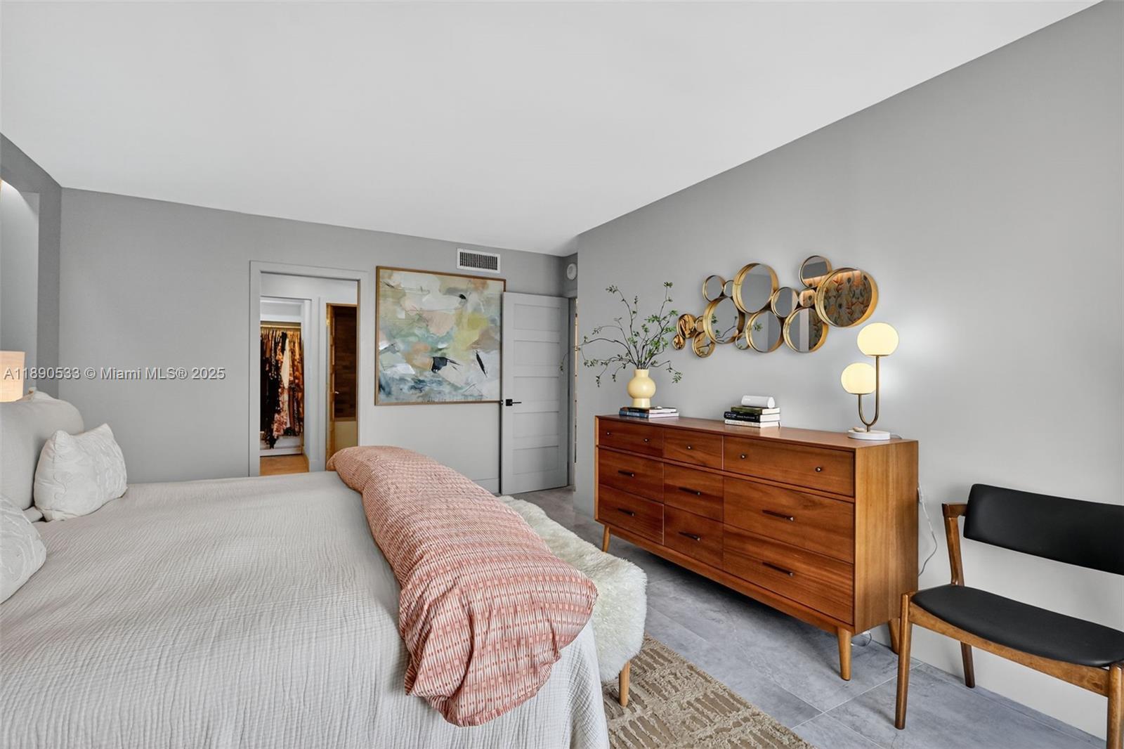 ARLEN HOUSE EAST CONDO - Residential