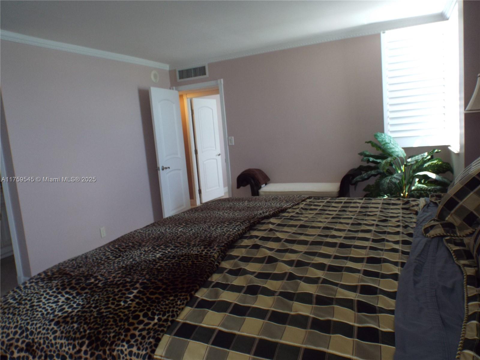 LA MER ESTATES SOUTH COND - Residential