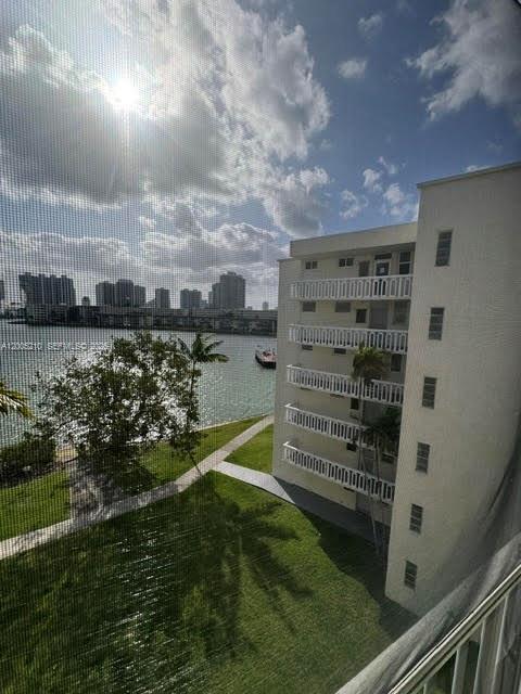 POINT EAST SEC II CONDO - Residential