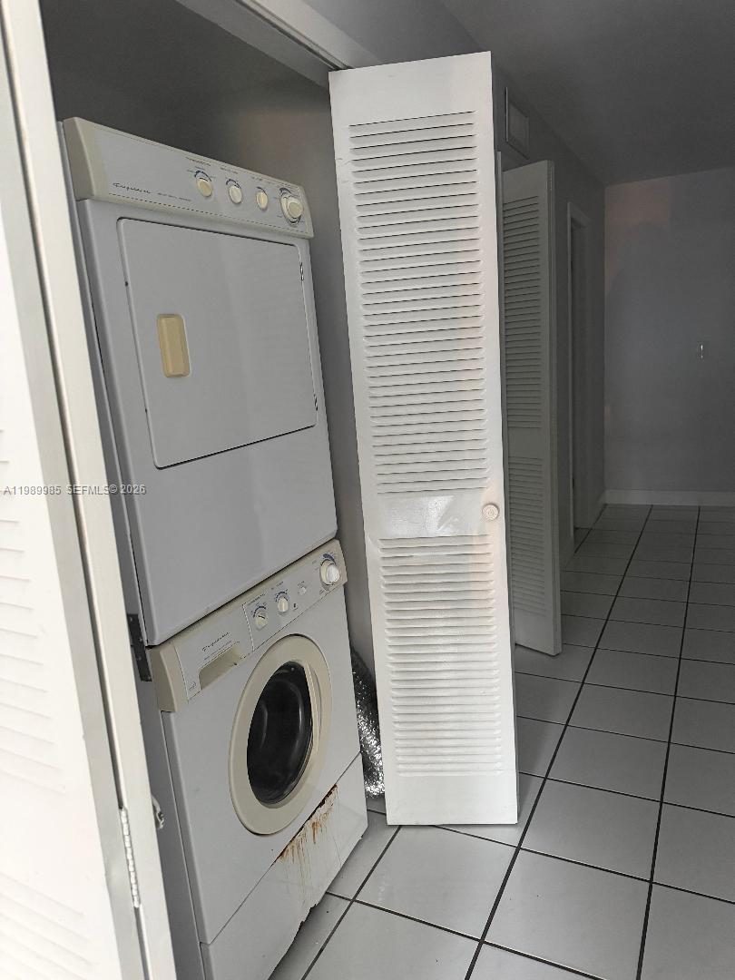 3834 SW 107th Ave 2-3