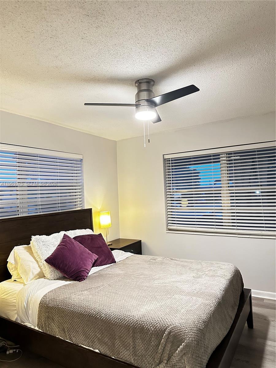 CAMBRIDGE CONDO - Residential