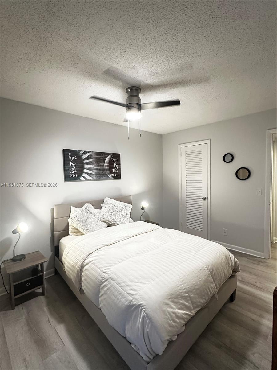 CAMBRIDGE CONDO - Residential