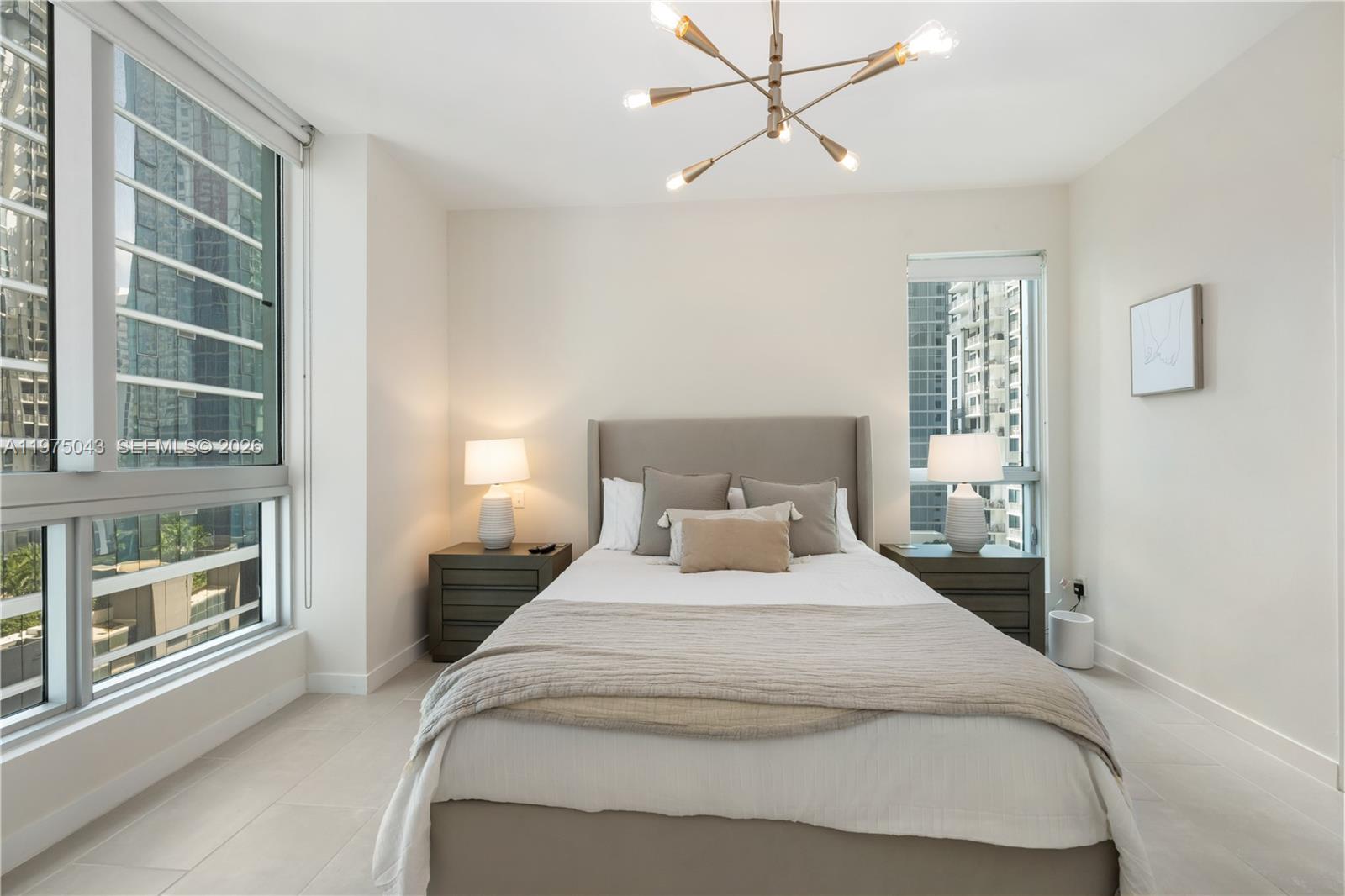 MET 1 CONDO - Residential Lease