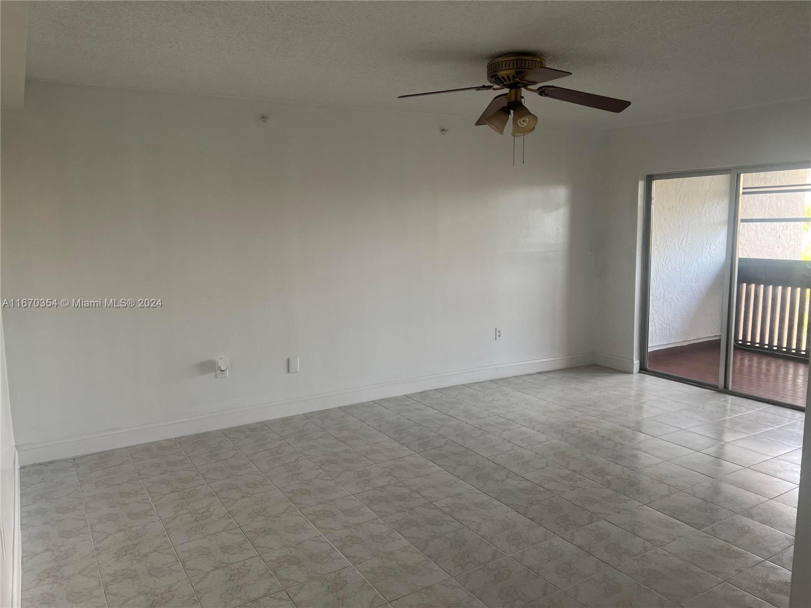 Property for Sale at 10641 Sw 108th Ave 4E, Miami, Broward County, Florida - Bedrooms: 2 
Bathrooms: 2  - $249,900