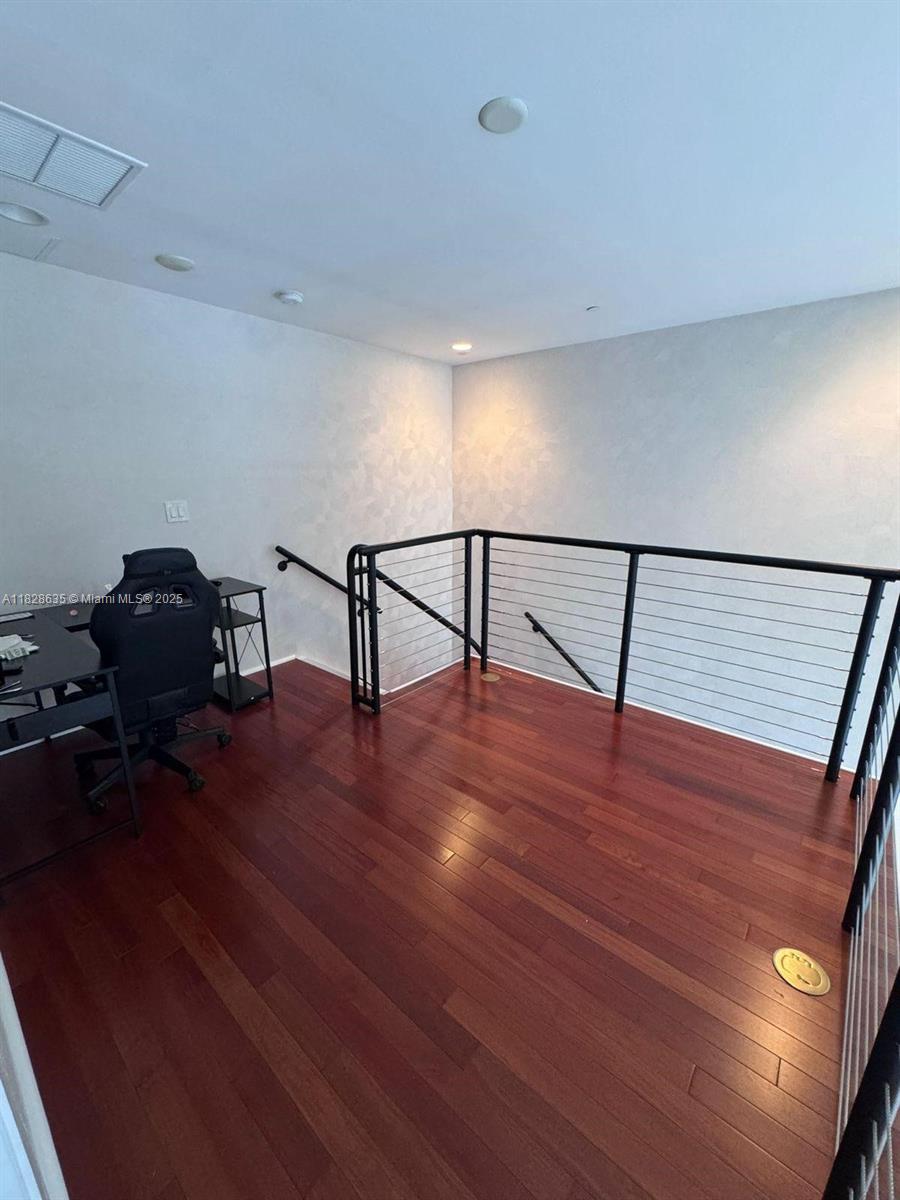 1060 BRICKELL CONDO - Residential