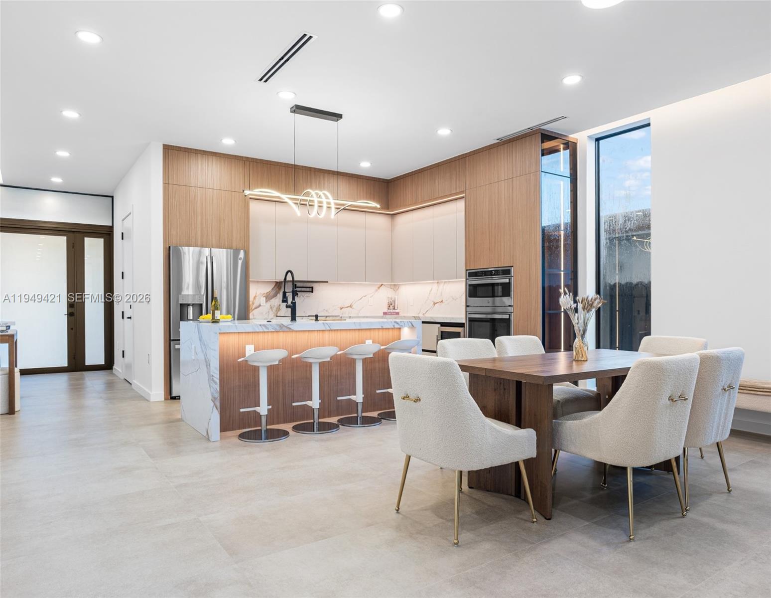 AMND MIAMI SUBURBAN ACRES - Residential